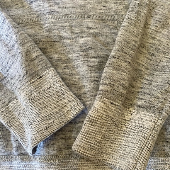 J. CREW | Grey Sweater Shirt with Pockets - Picture 6 of 6